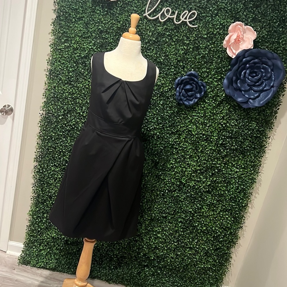 Black dress size 5/6.